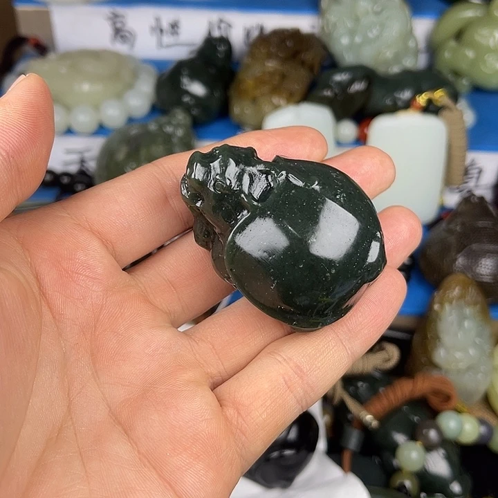 和田玉未镶嵌颈饰新疆和田玉龙龟手把