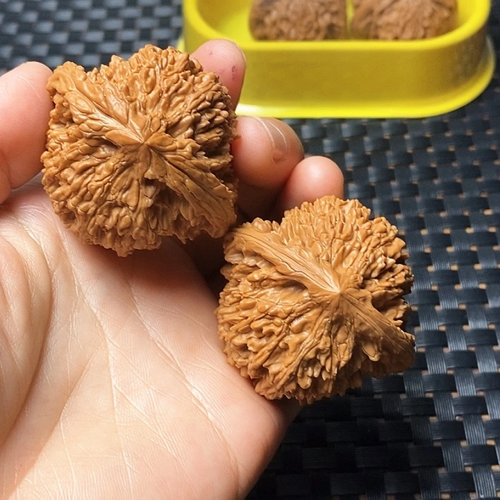 文玩核桃把件满天星