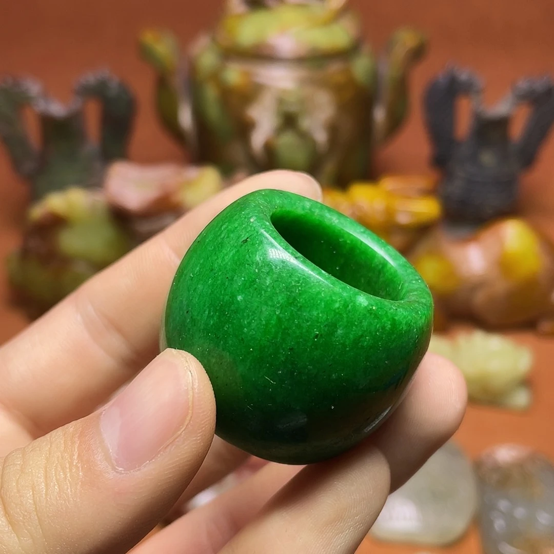 白玉菩提吊坠白玉菩提——吊坠摆件