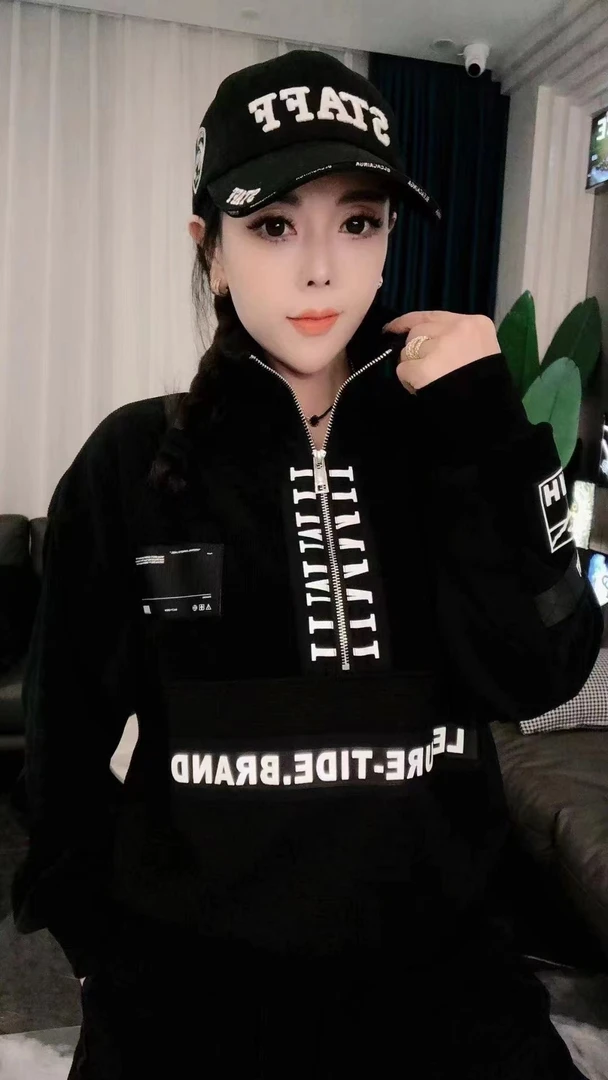 DG潮品轻奢高端气质百搭休闲男士卫衣W001