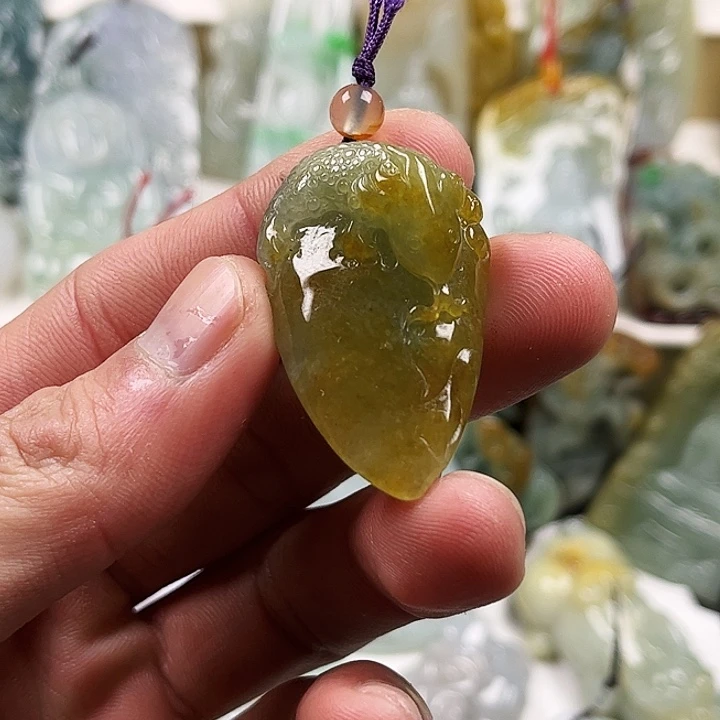 定制翡翠未镶嵌翡翠