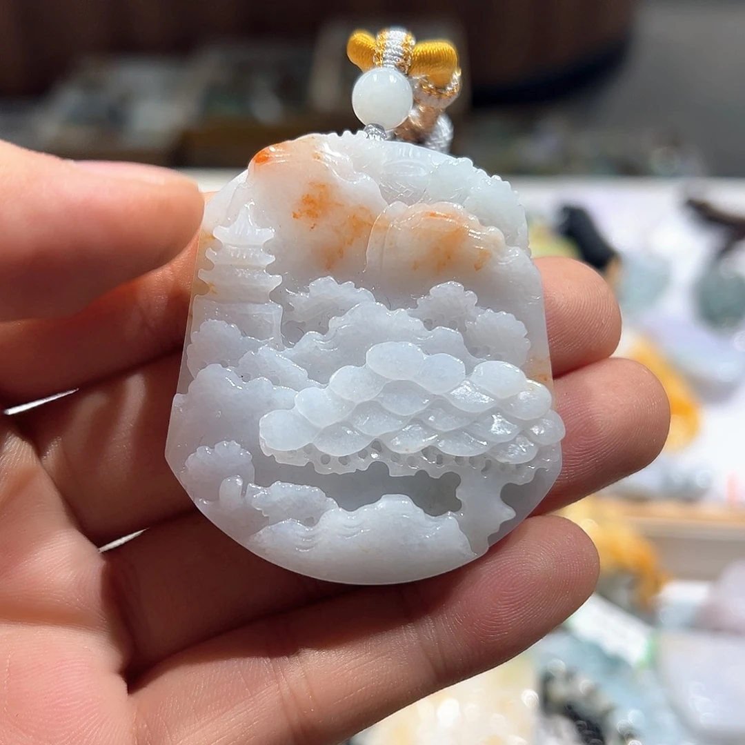 翡翠未镶嵌颈饰挂件