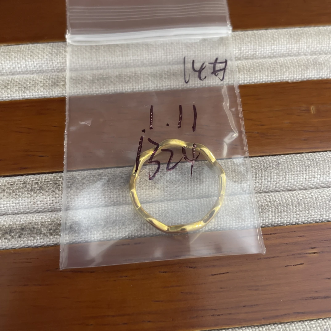 A4克重1.11 14号 波浪戒指 足金999