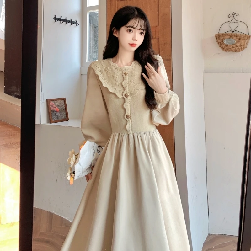 冬季新款大码设计感拼接灯芯绒连衣裙女胖mm遮肚显瘦减龄法式长裙