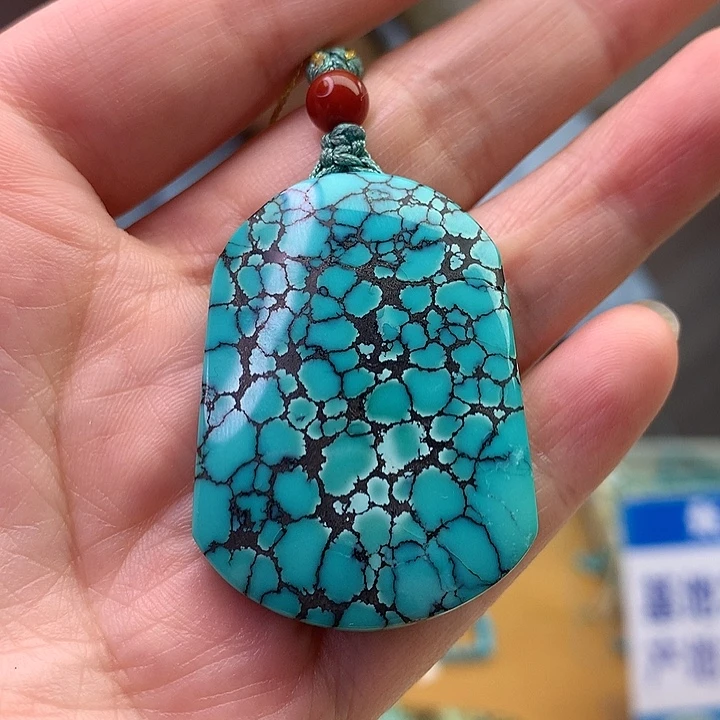 未镶嵌绿松石原矿