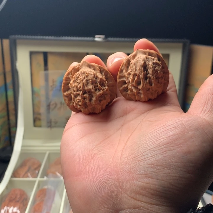 吊坠文玩核桃哈哈恍恍惚惚