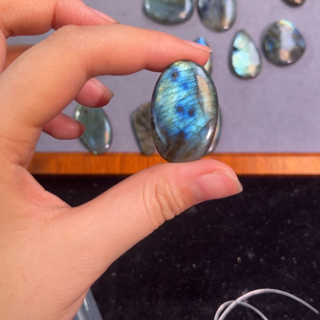 拉长石吊坠未镶嵌纯*