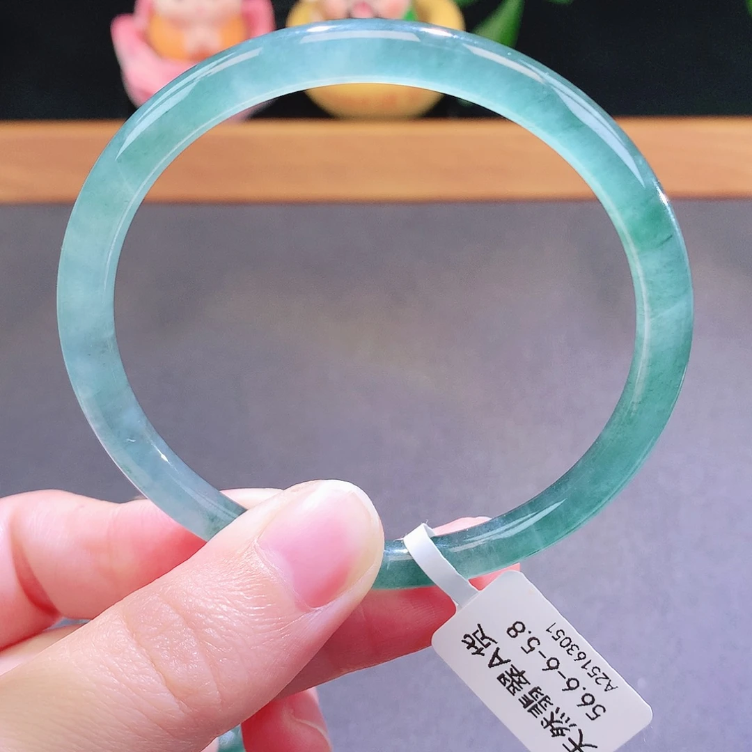 翡翠未镶嵌手镯天然翡翠