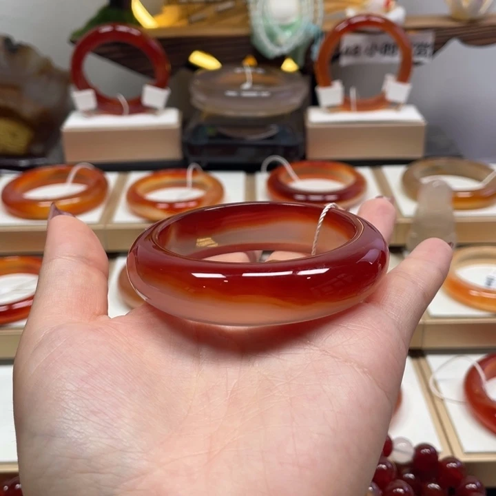 玛瑙/玉髓未镶嵌手镯