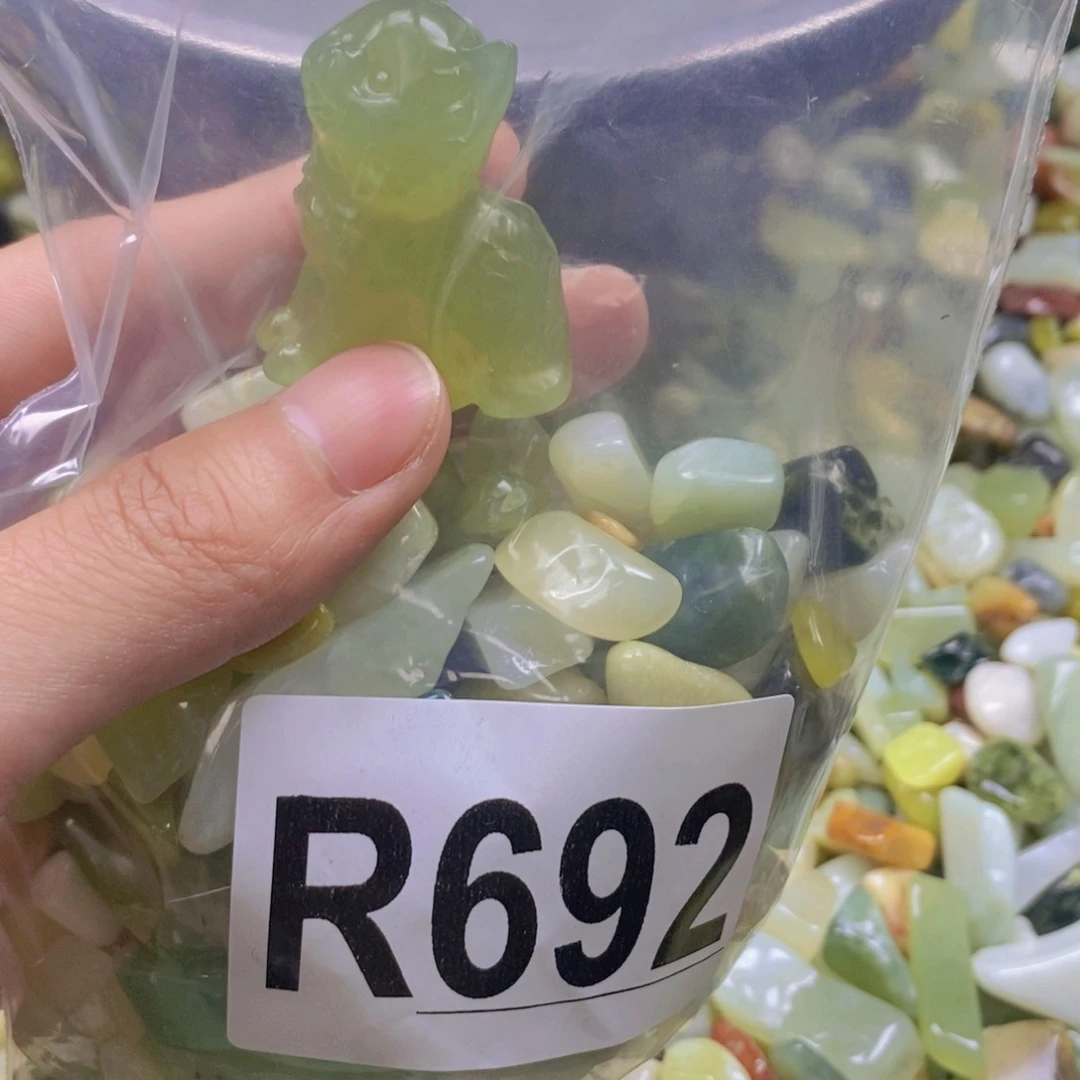 未镶嵌岫玉鱼缸石