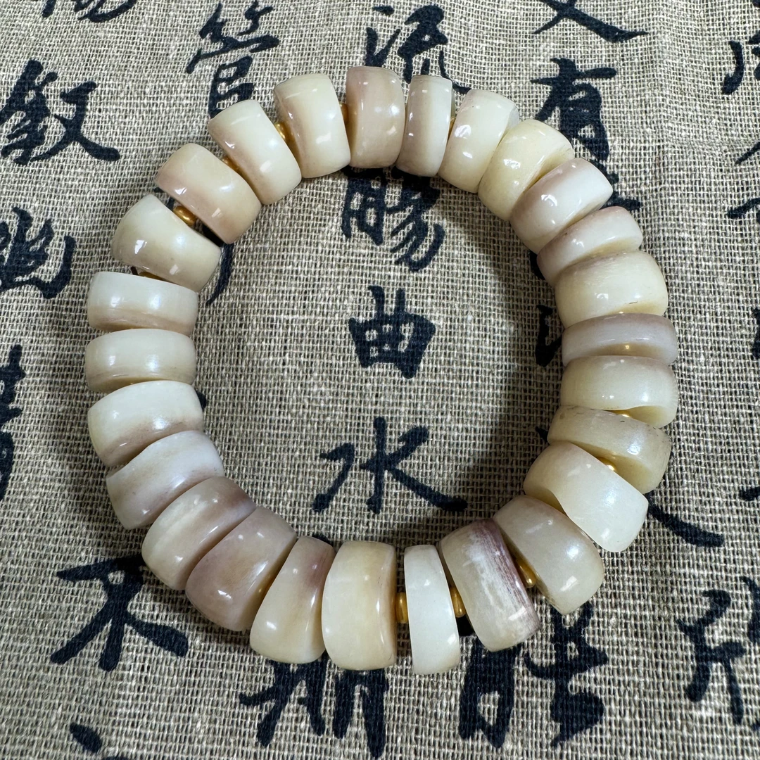 241 主播推荐 坐中堂 随形手串  1.6cm  工艺品
