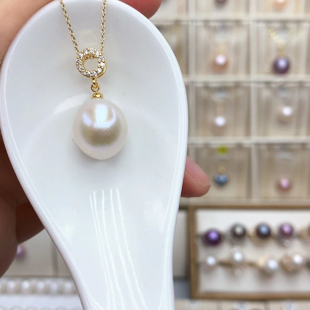 淡水珍珠颈饰合金