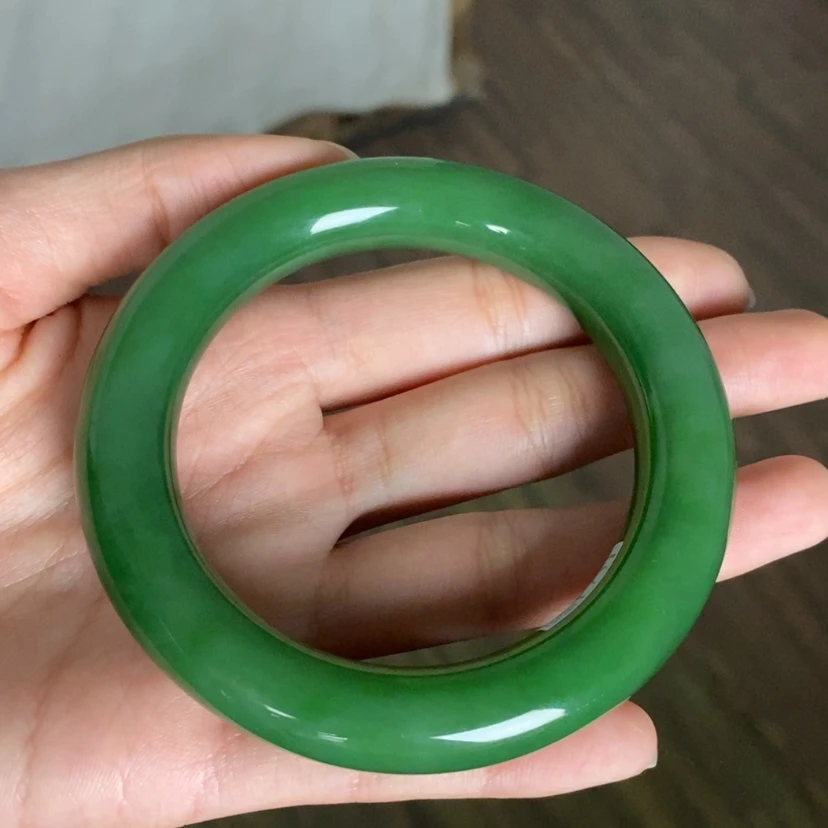 【闪购商品】未镶嵌手镯和田玉（碧玉）