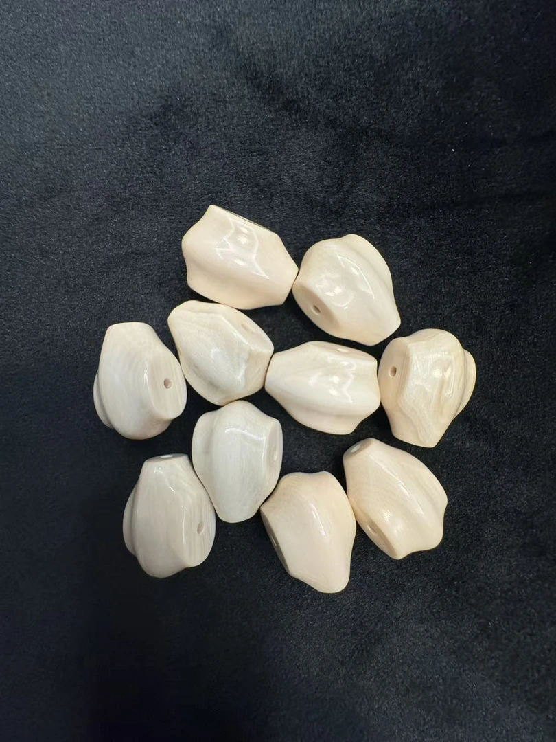 编号M50357 天然猛犸 鲨鱼鳍 特大三通