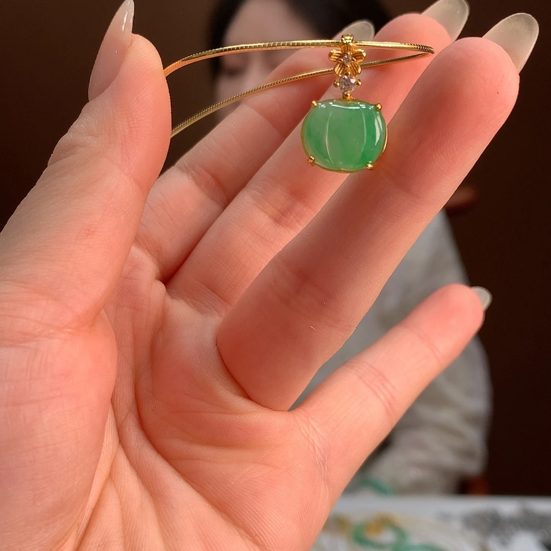 翡翠银S925镶嵌颈饰吊坠
