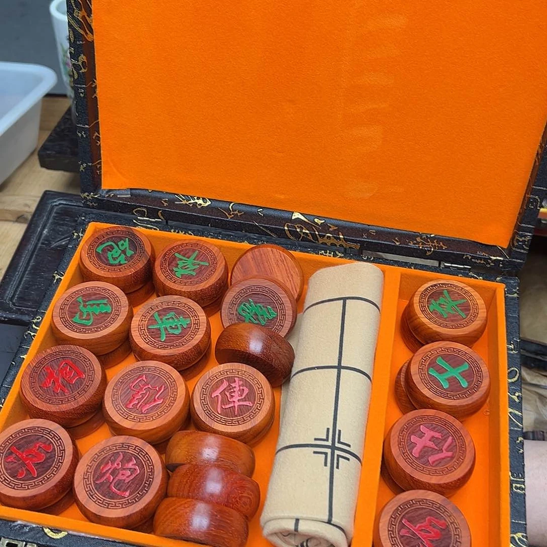 大叶紫檀（黑酸枝木类）