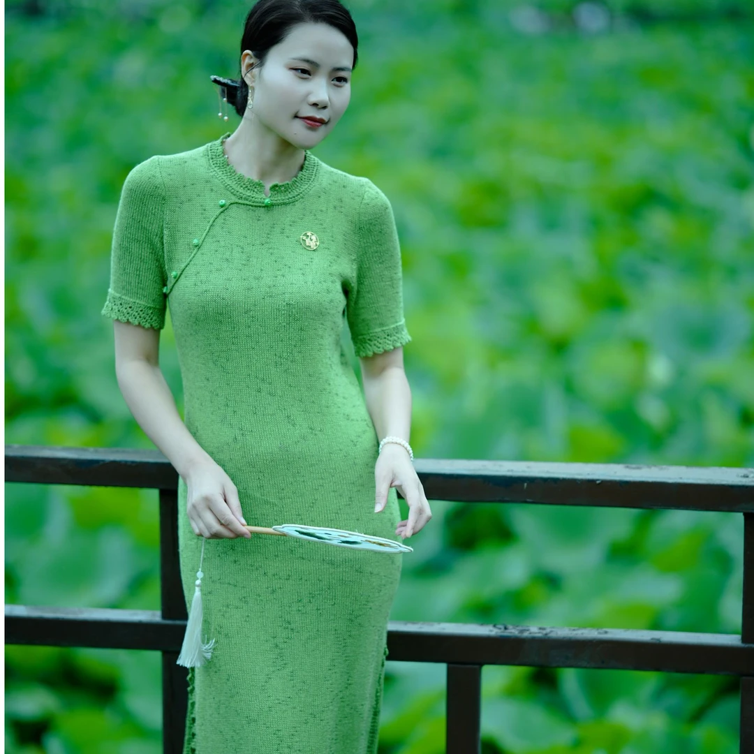 手编格格【荷塘悦色】原创设计国风中式时尚纯手工编织毛线毛衣旗袍