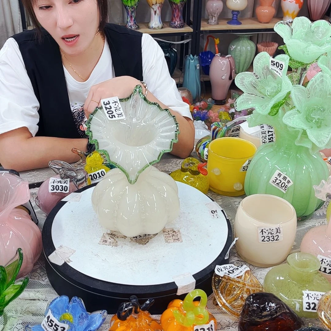 3205 家悦琉璃工艺品不完美