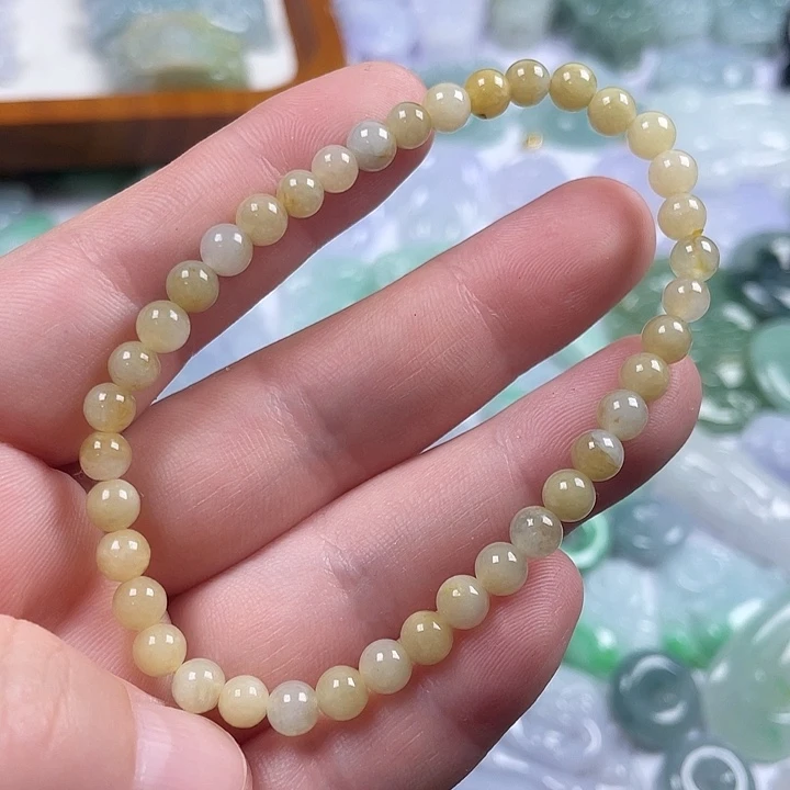 翡翠未镶嵌颈饰手串