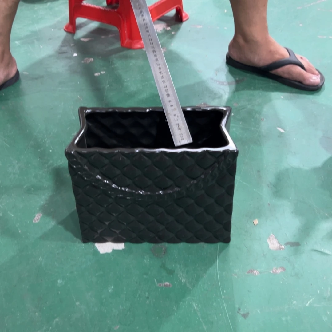 号高温陶瓷工艺饰品（微瑕慎拍）
