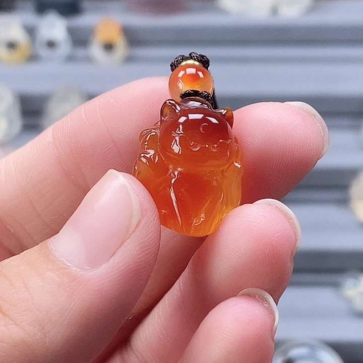 玛瑙/玉髓吊坠未镶嵌?****气
