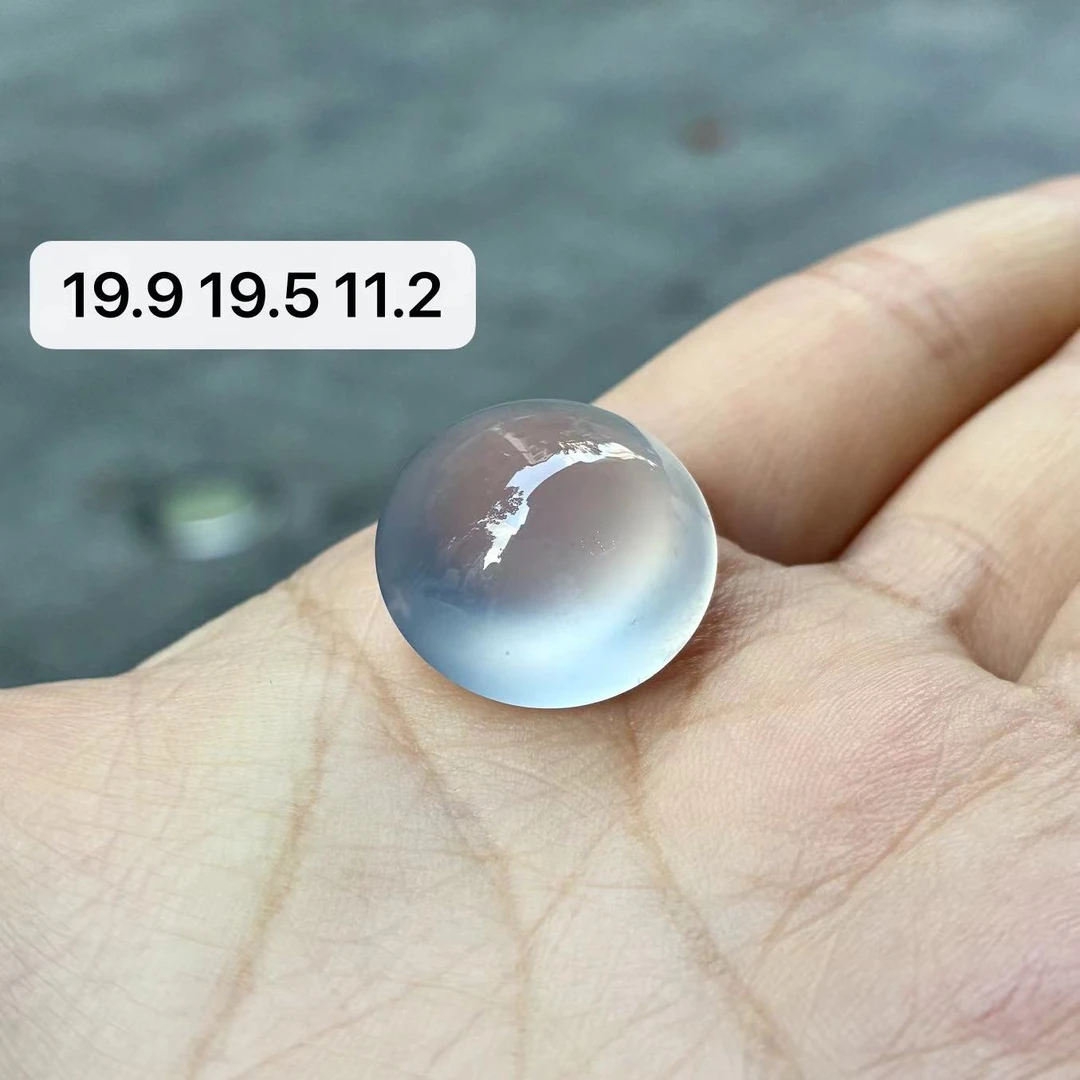 天然a货缅甸翡翠自然光玻璃种带紫气起刚蛋面吊坠