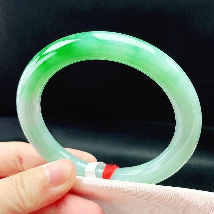 未镶嵌手镯翡翠55圈