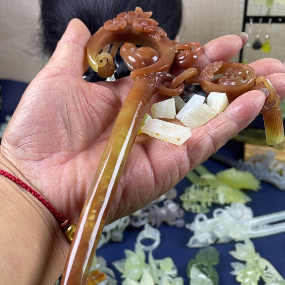 筱***筱蛇纹石玉未镶嵌发饰