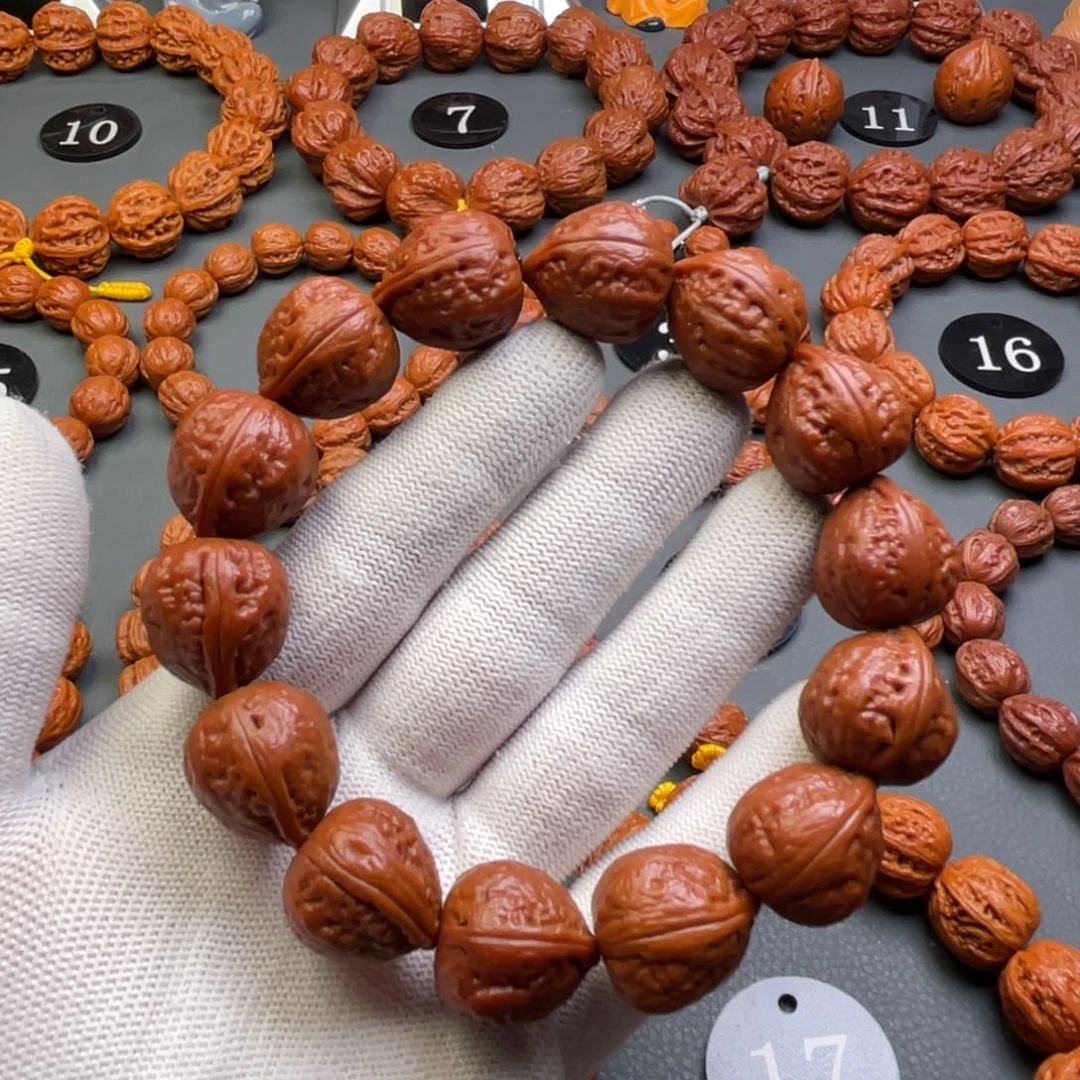 文玩核桃手串野生核桃桃心型秋子手串