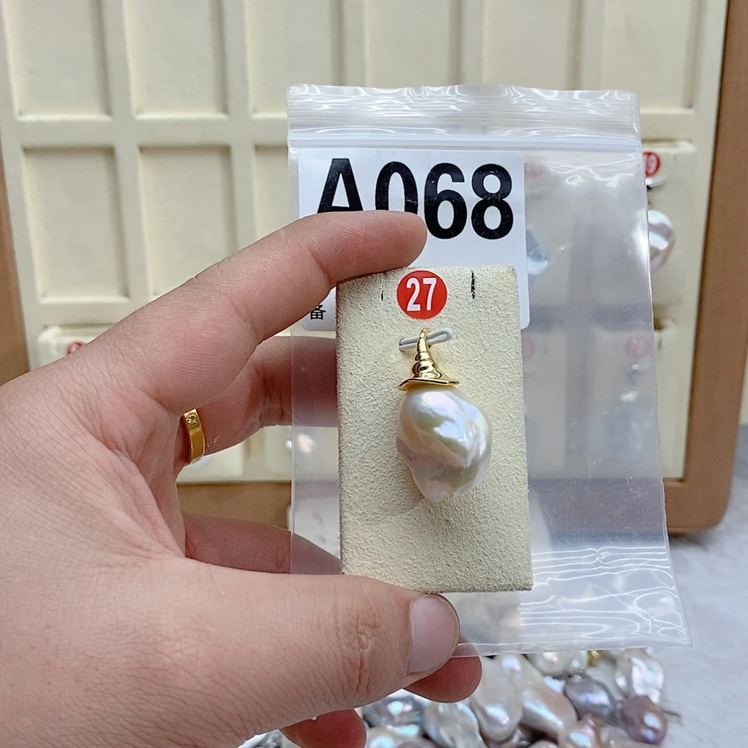 银S925镶嵌淡水珍珠颈饰