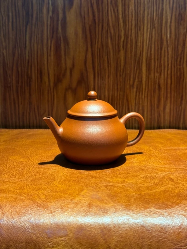 紫砂朱泥薄胎潘壶100cc