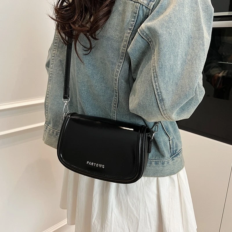 气质手拎马鞍包时尚包包新款韩版斜跨小方包高质感百搭纯色单肩包