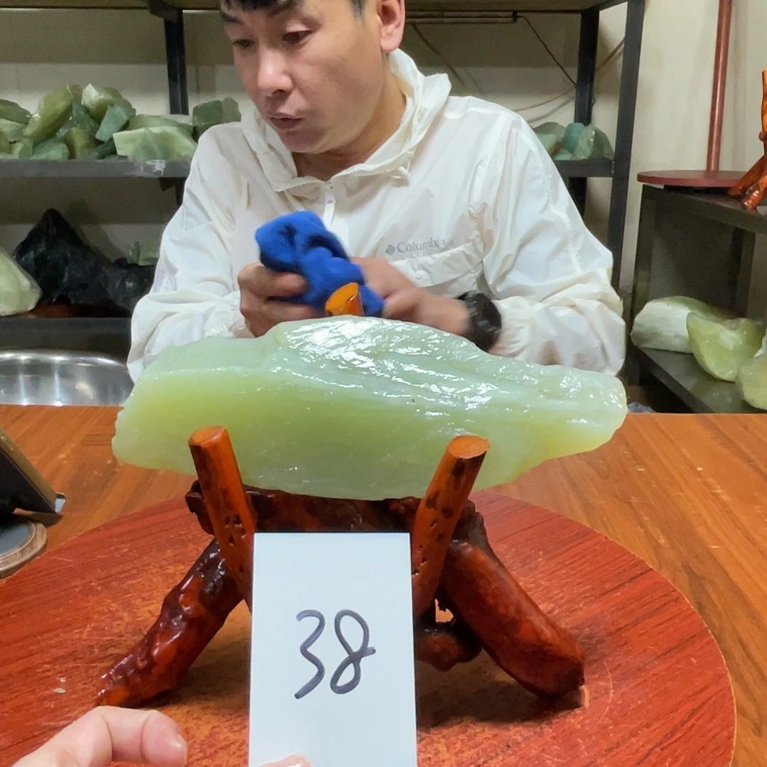 蛇纹石玉未镶嵌原石38