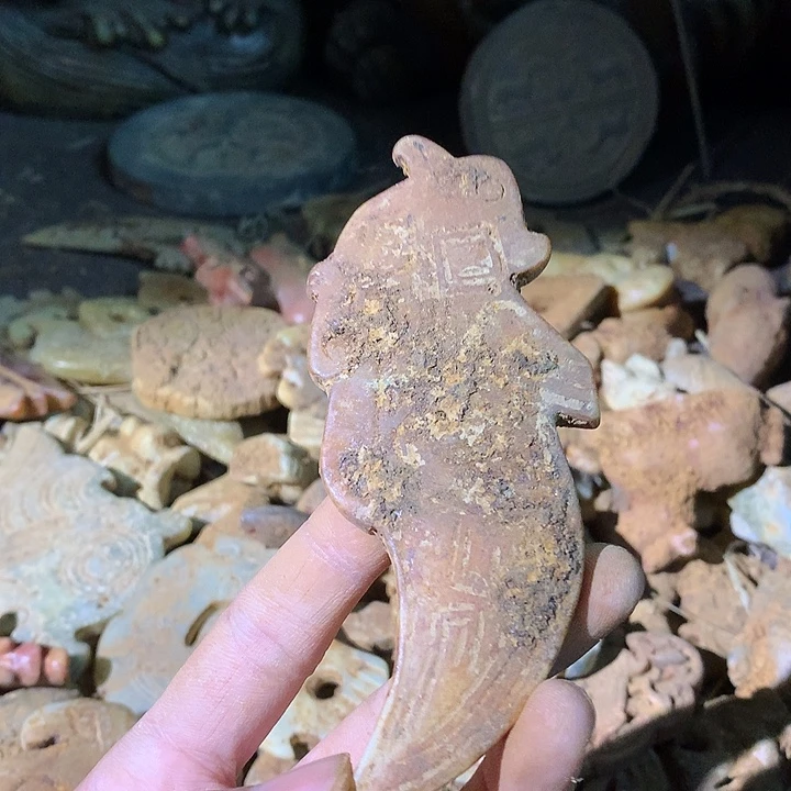 和田玉（糖玉）未镶嵌挂件