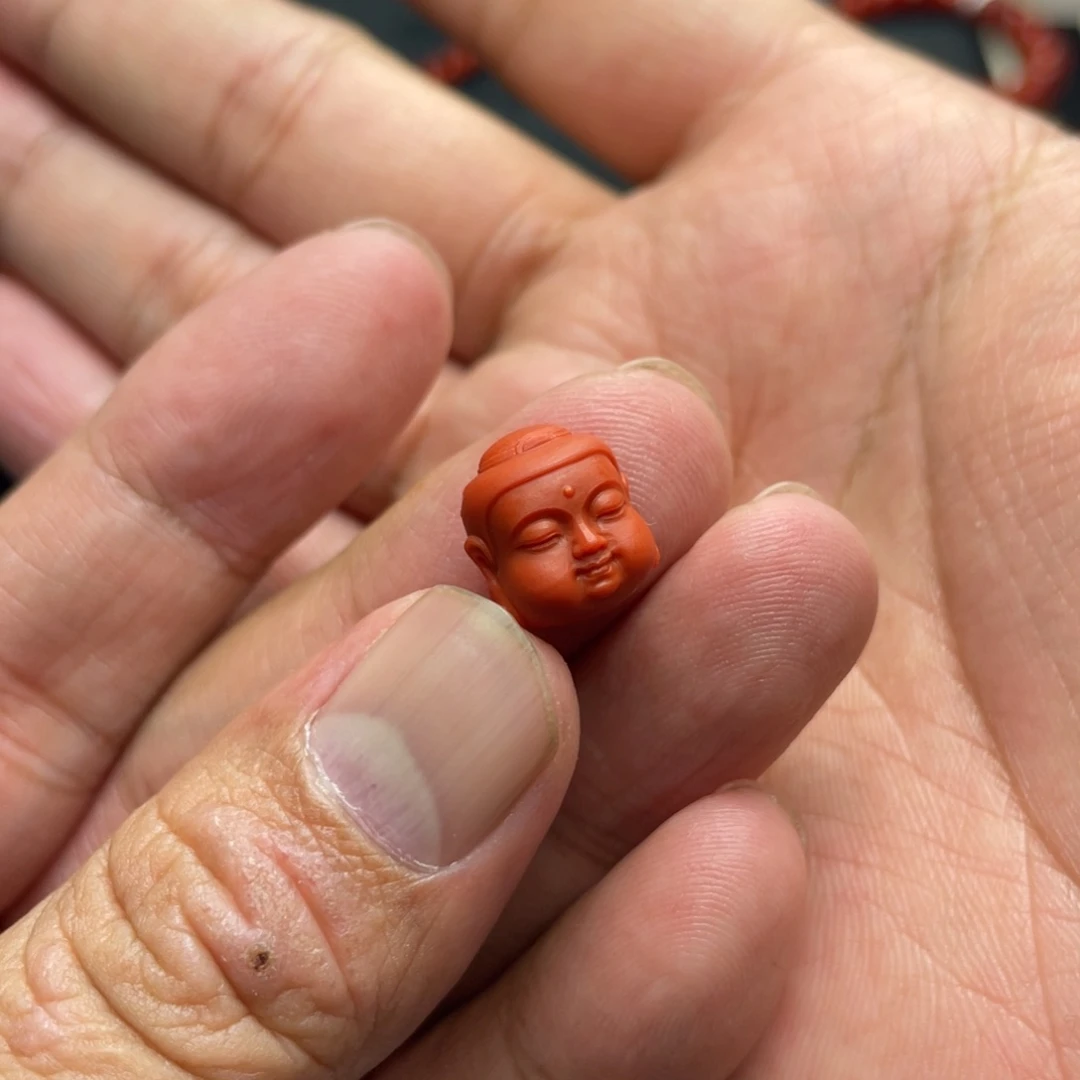 南红玛瑙颈饰未镶嵌云*阳