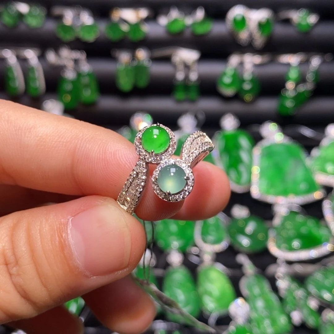 翡翠戒指银S925镶嵌天然翡翠