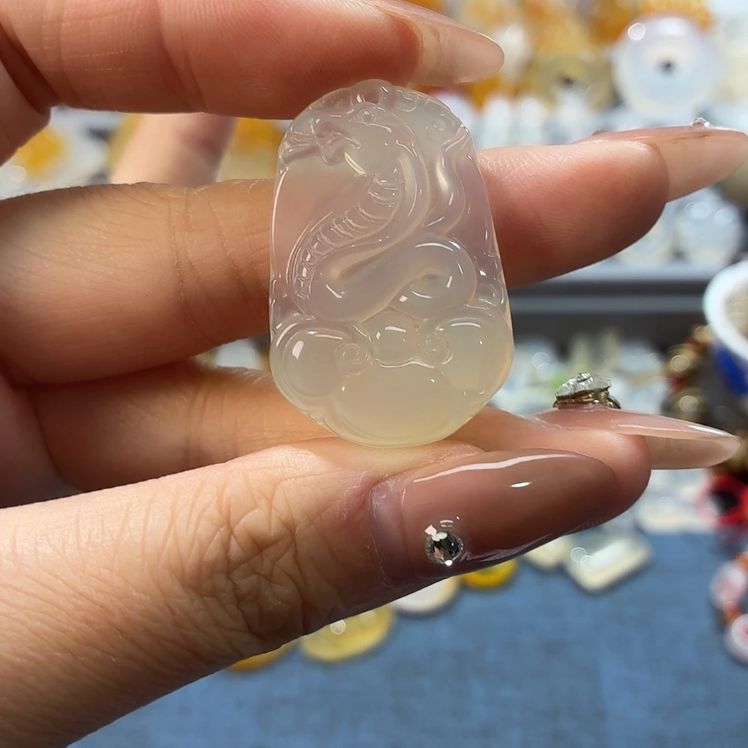 玛瑙/玉髓未镶嵌颈饰
