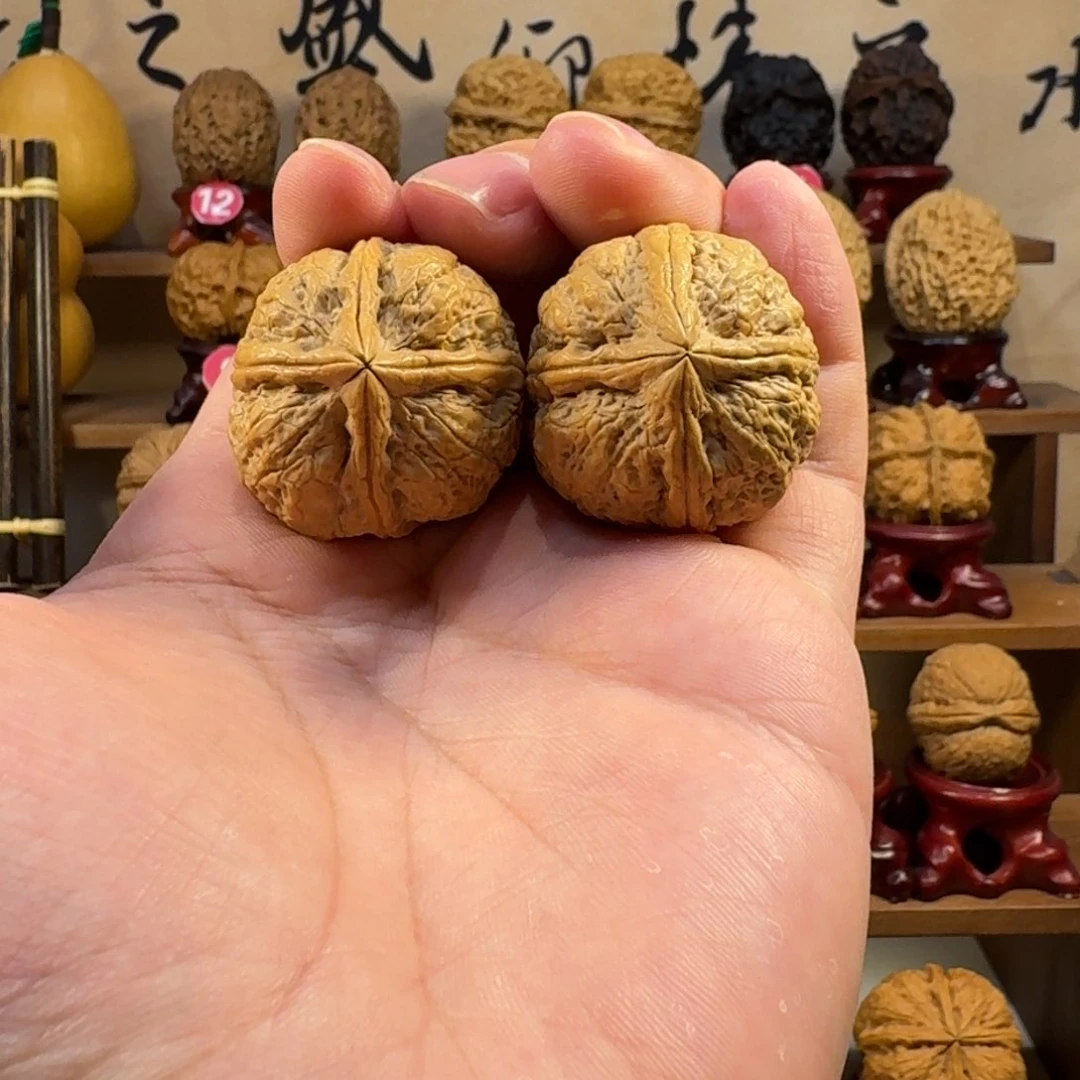 铁核桃把件粗筋炸四