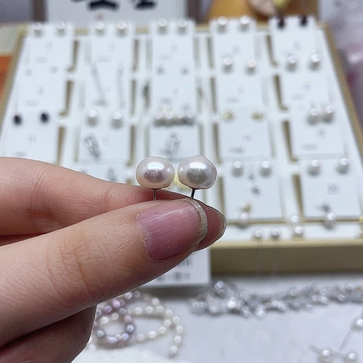 淡水珍珠耳饰银S925镶嵌不****?