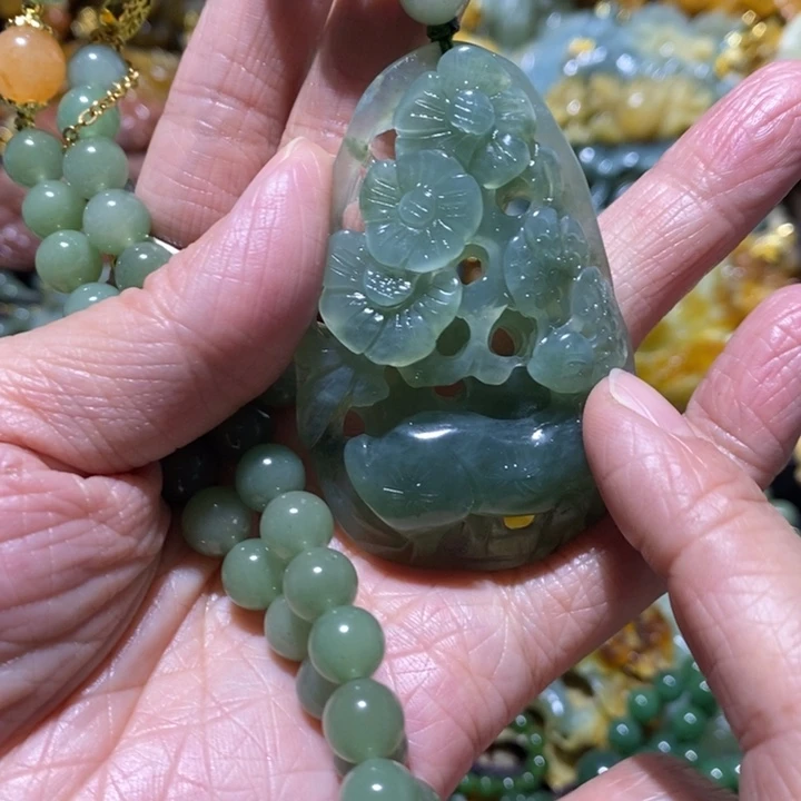 岫玉岫玉吊坠未镶嵌