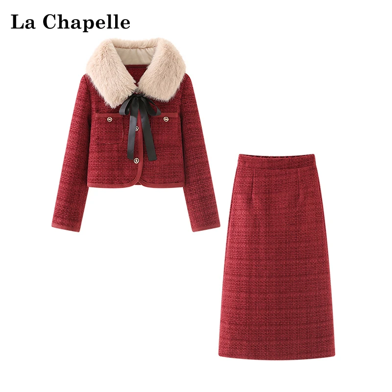 拉夏贝尔红色毛领款小香风外套女棉服半身长裙休闲套装春新款时尚