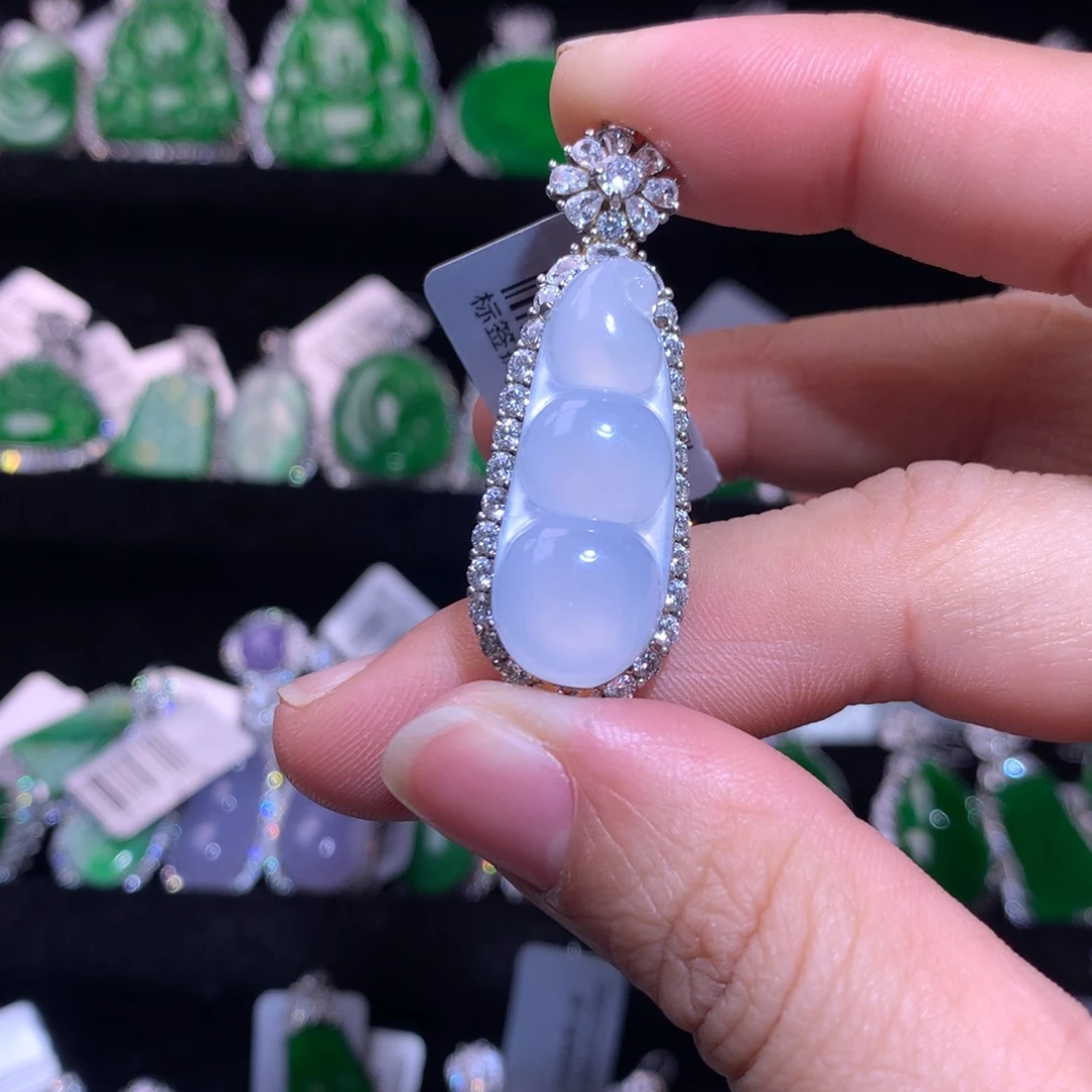 【闪购商品】颈饰银S925镶嵌翡翠