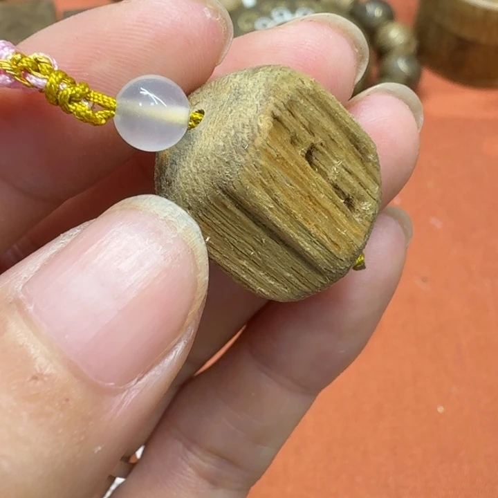 大叶紫檀（黑酸枝木类）