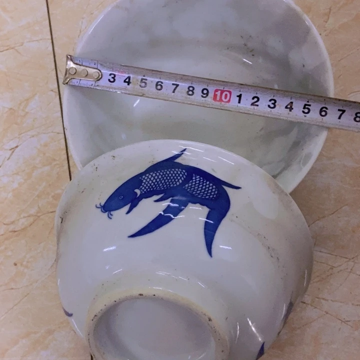 摆件2个16.5厘米*8厘米青花鱼纹碗