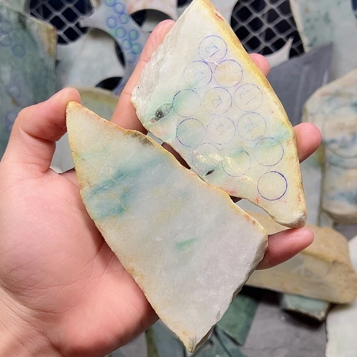 翡翠未镶嵌颈饰纯天然缅甸翡翠