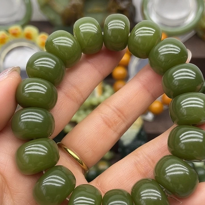 和田玉未镶嵌手串