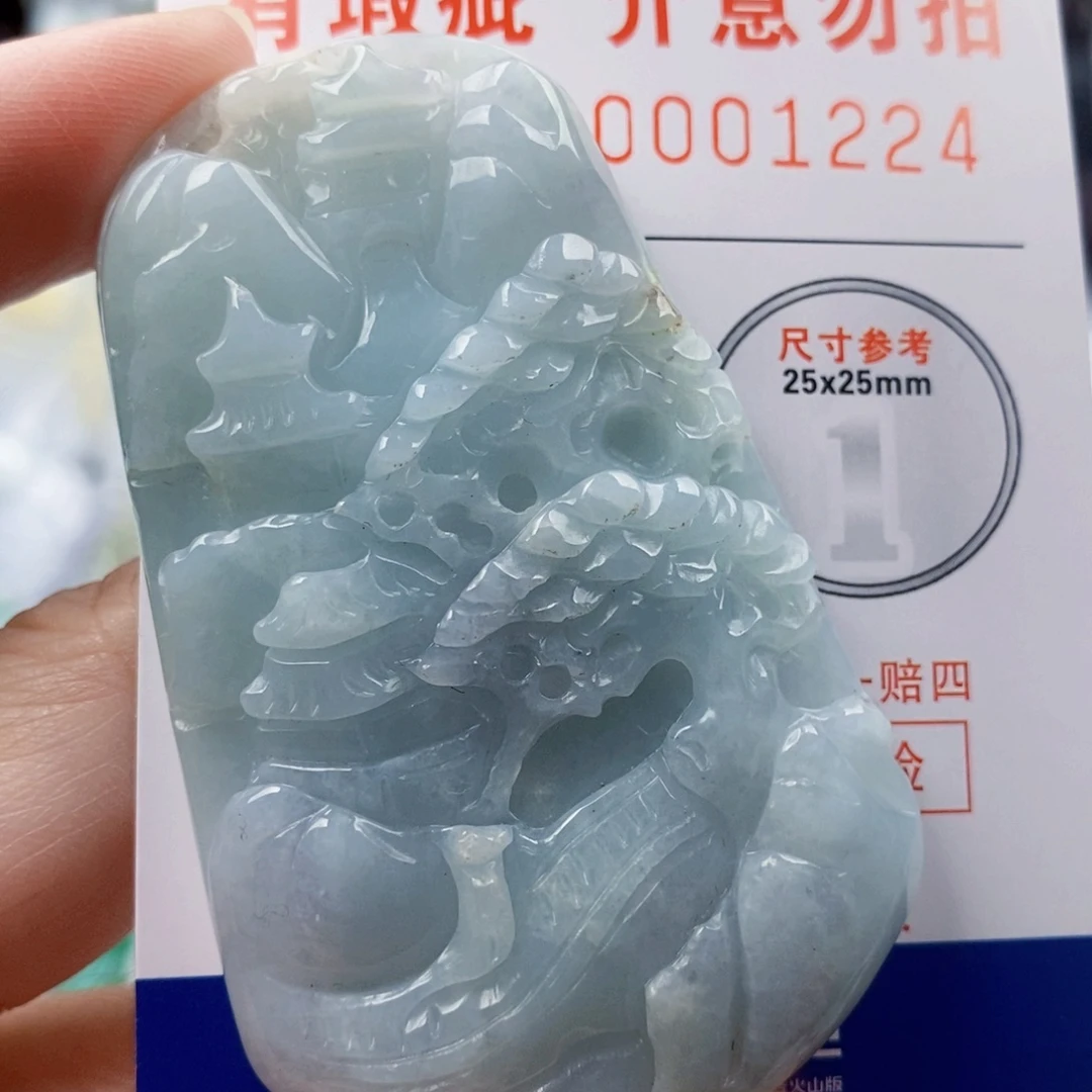 吊坠(不含链)未镶嵌翡翠