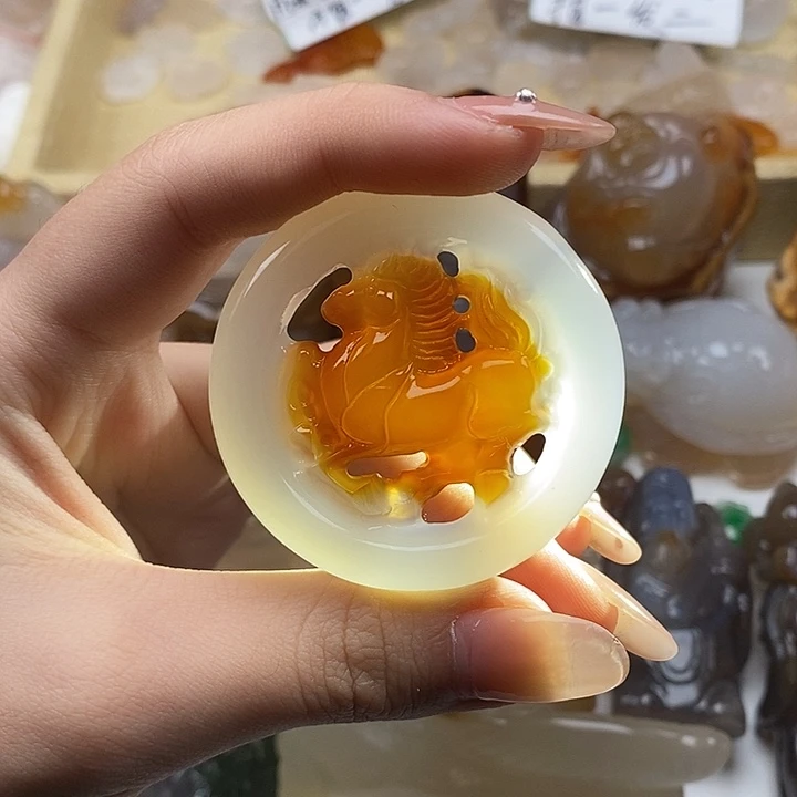 玛瑙/玉髓未镶嵌颈饰