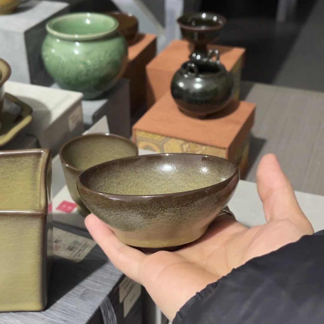 严加云 铁胎知秋