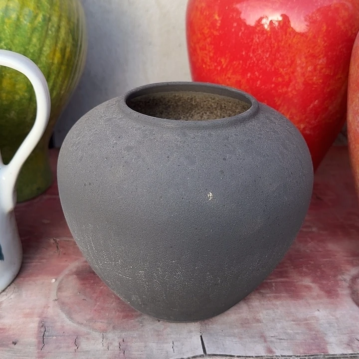 微瑕景德镇手工花瓶清